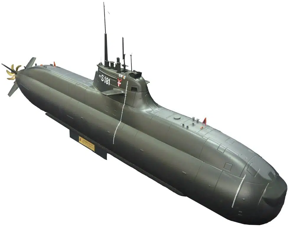RC Submarine with Camera